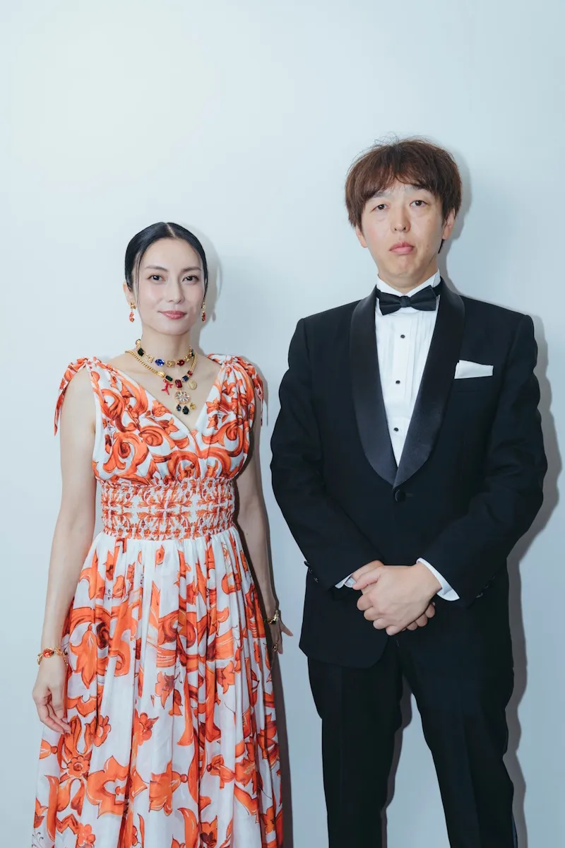 original 65 Shibasaki "지금까지 그다지 드러나지 않았던 부분까지 조명하여 그려낸 작품입니다. 국내외를 불문하고 많은 분들께서 그 점에 대해 저마다의 의미와 가치를 찾아주신다면 기쁘겠습니다."